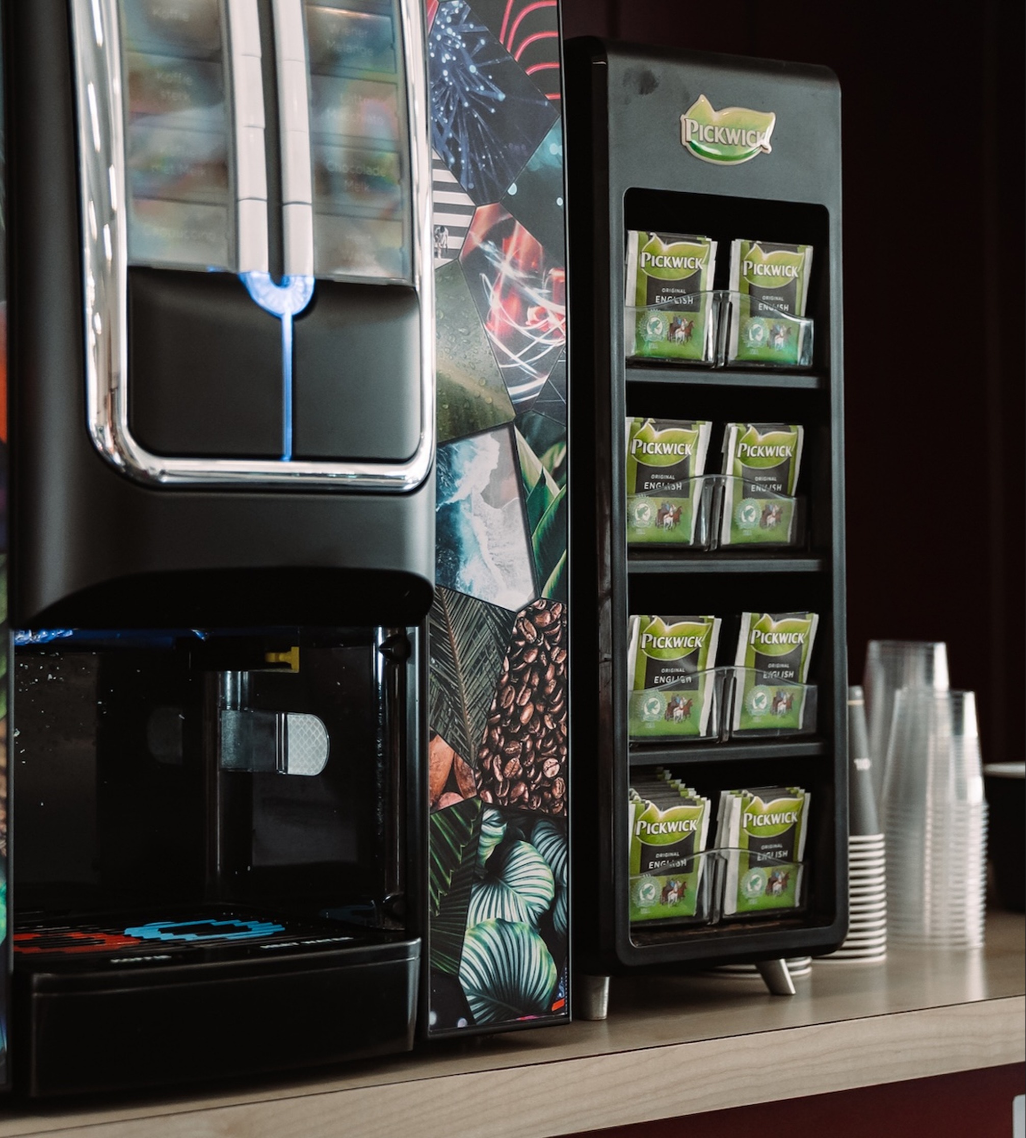 Header banner_images_0_1763041567769700452.jpg Over ons | Autobedrijf Hassing